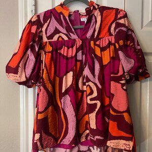 NWT Women's TCFC Bold Abstract Print Blouse Puff Sleeve Back Zip Top - Large